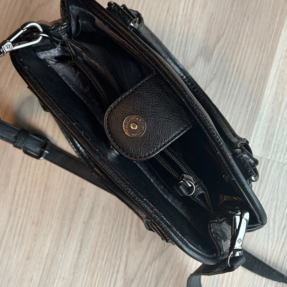 Simply Vera Vera Wang Faux Leather Snake Skin Handbag Black Purse Handle
